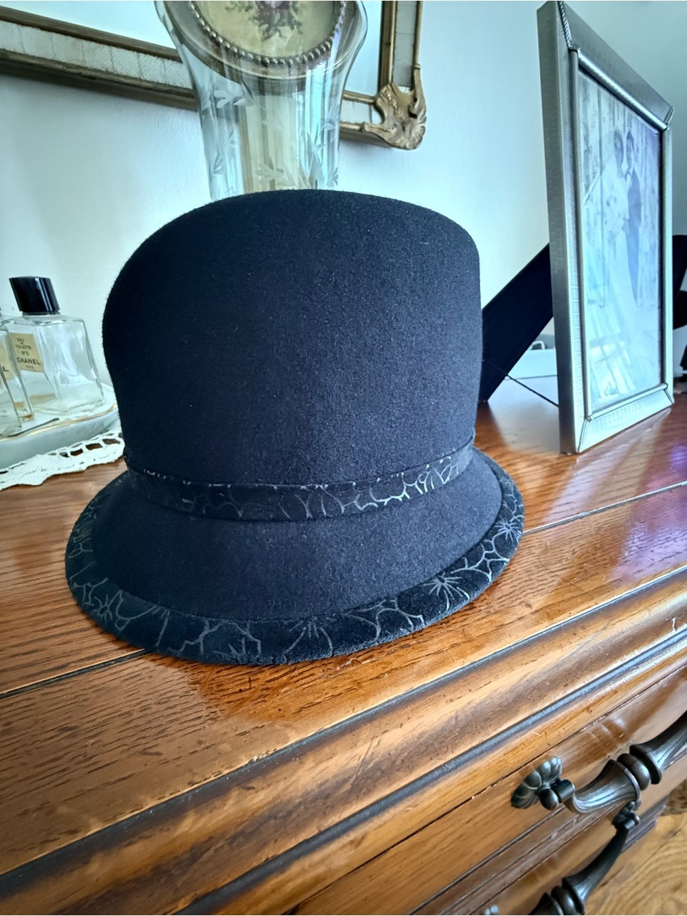 Black Felt Cloche Hat with Subtle Patterned Trim - Unbranded
